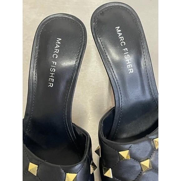 MARC FISHER Black Gold Rockstud Quilted Dacorin Slides Sandals Women's Sz 8 - Picture 8 of 9